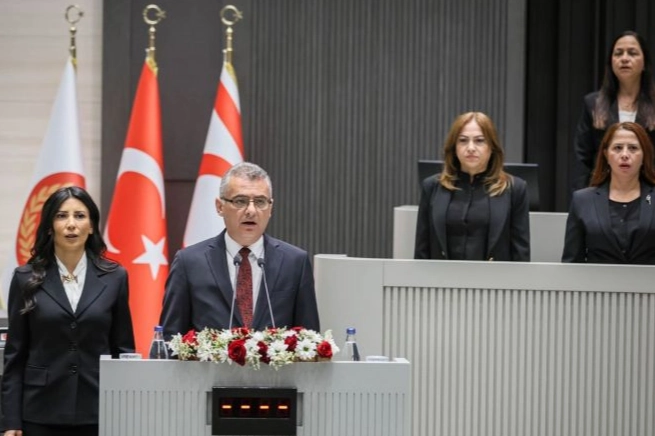 KKTC Cumhuriyet Meclisi’nde düzenlenen törenle ant içen Tufan Erhürman, Kuzey
