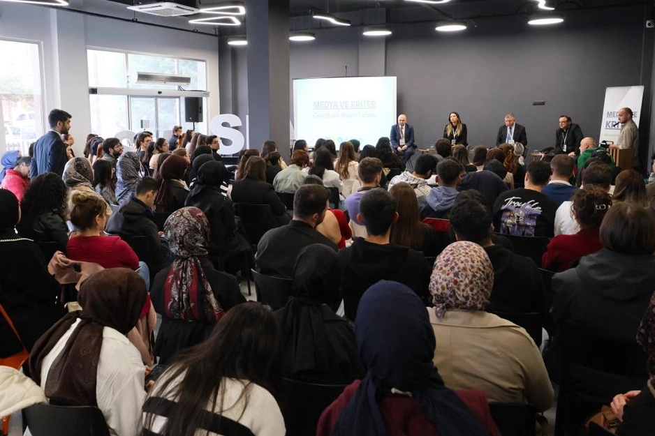 Konya Büyükşehir Belediye Başkanı Uğur İbrahim Altay, toplumsal sorunlara çözüm