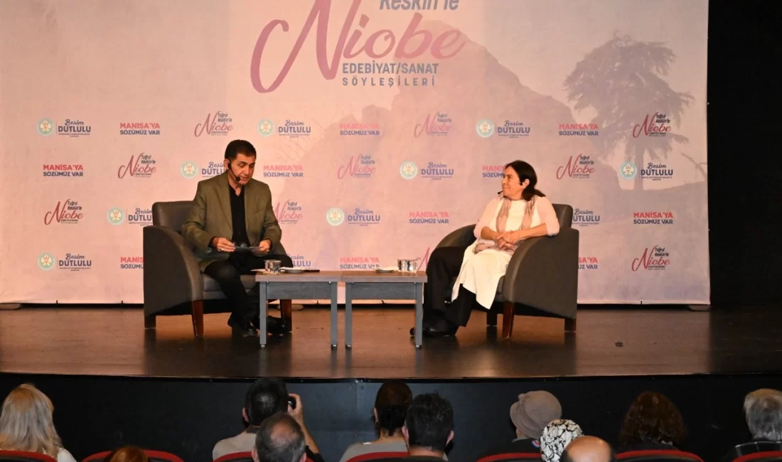 Latife Tekin Manisa’da sanatseverlerle buluştu Manisa Büyükşehir Belediyesi’nin düzenlediği 6. Niobe Edebiyat ve Sanat Söyleşileri’nin