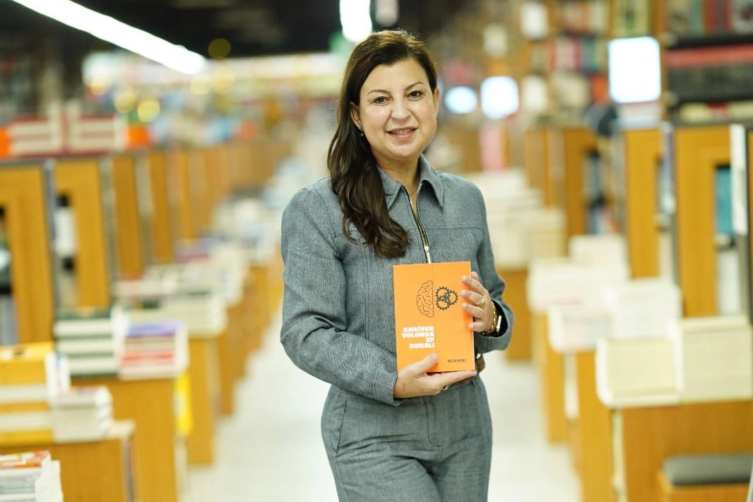 AKKA Kalıp Enjeksiyon Yönetim Kurulu Başkan Nazan Akıncı yaklaşın 22