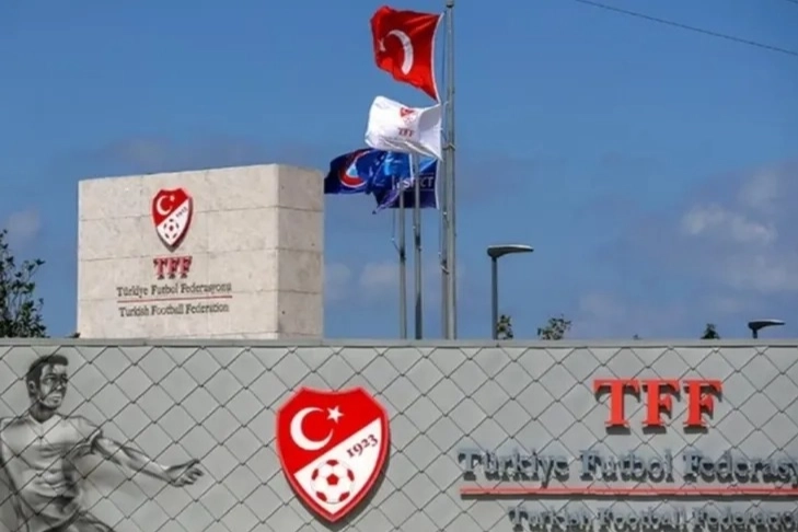 TFF’den şok karar! 152 Hakem ‘bahis’ten PFDK’ya sevk edildi! Türkiye Futbol Federasyonu (TFF) Hukuk Müşavirliği, aralarında üst klasman ve
