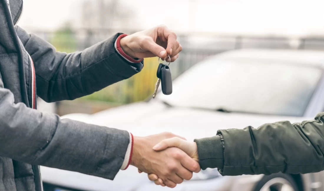 Ticaret’ten yetki belgesiz ikinci el ticarete 174 milyon TL ceza! Ticaret Bakanlığı, ikinci el motorlu kara taşıtı ticaretinde kayıt dışılığın