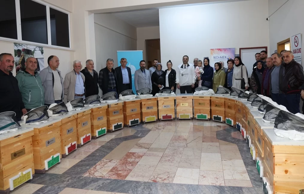 Üretime değer, geleceğe umut Kocaeli Büyükşehir Belediyesi Meslek ve Sanat Eğitim Kursları (KO-MEK), üretim