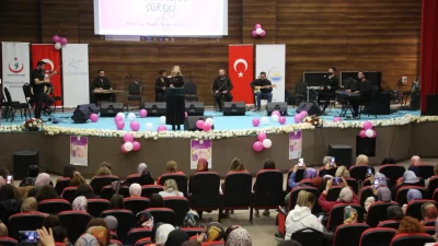 Van Büyükşehir Belediyesi’nden meme kanseri farkındalığına destek Van Büyükşehir Belediyesi, insan sağlığına dikkat çekmek amacıyla etkinliklerine devam