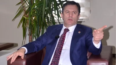 Yörükçüoğlu’ndan tarihi uyarı: Çin’le ticareti durdurun! BBP Genel Başkan Vekili Türker Yörükçüoğlu, Sakarya’da esnaf ziyareti yaparak