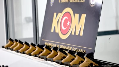 Adıyaman KOM ve İstihbarat şubeleri, kurusıkı tabancaları ateşli silaha dönüştürmek