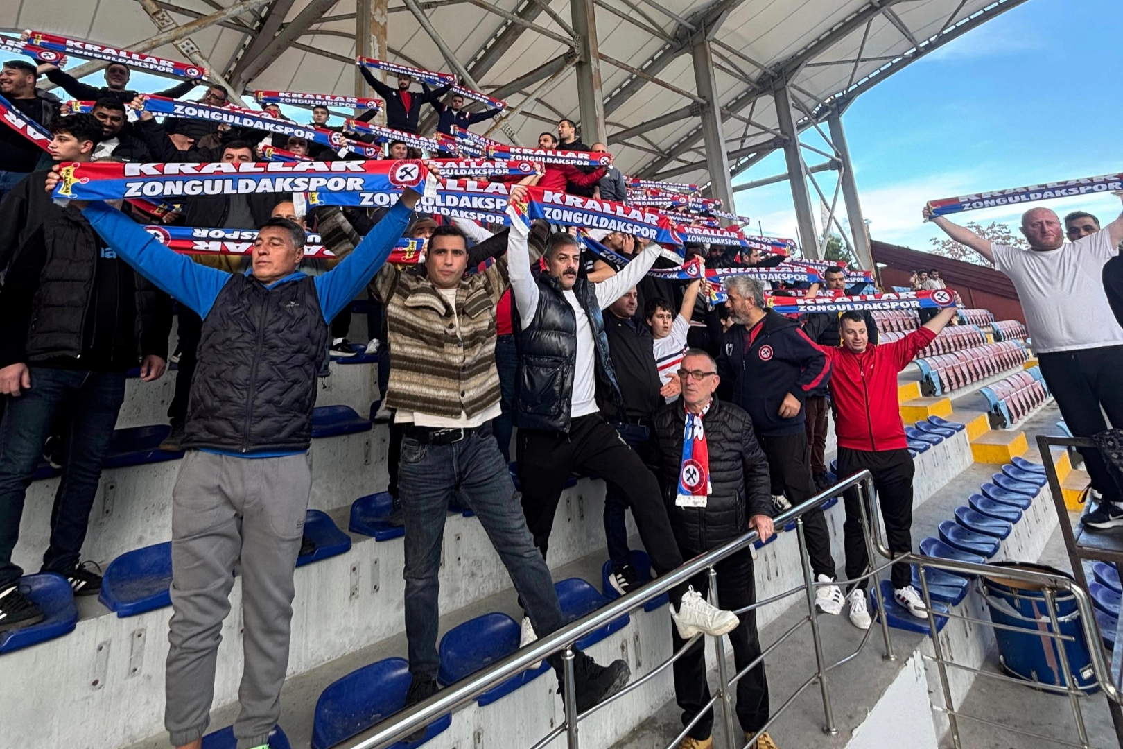 Zonguldakspor Bickern Spor Kulübü Başkanı Hüseyin Şengün ve Almanya sorumlusu