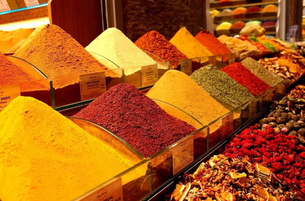 Sofraların lezzet eşlikçisi baharatların daha katma değerli ve sağlıklı ihraç