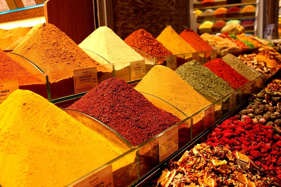 Sofraların lezzet eşlikçisi baharatların daha katma değerli ve sağlıklı ihraç