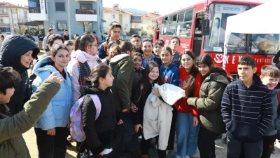 Efes Selçuk Belediyesi’nin kentte eğitim gören öğrencilere destek olmak amacıyla