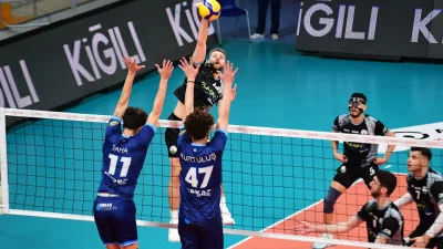 Arabica Coffee House Erkekler Voleybol 1. Ligi’nde Osmangazi Belediyespor, evinde