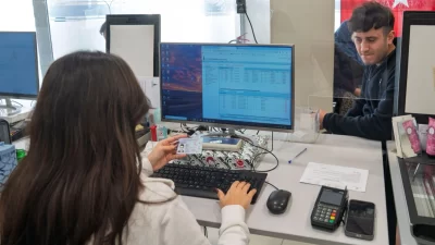 İzmir Büyükşehir Belediyesi, toplu ulaşımda Genç İzmirim Kart dönemini başlattı.