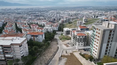 İzmir Çiğli Belediyesi bir süredir Esentepe Mahallesi’nde devam ettiği yol