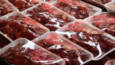 İzmit Belediyesi, vatandaşların uygun fiyatlı ve kaliteli et ürünlerine erişimini