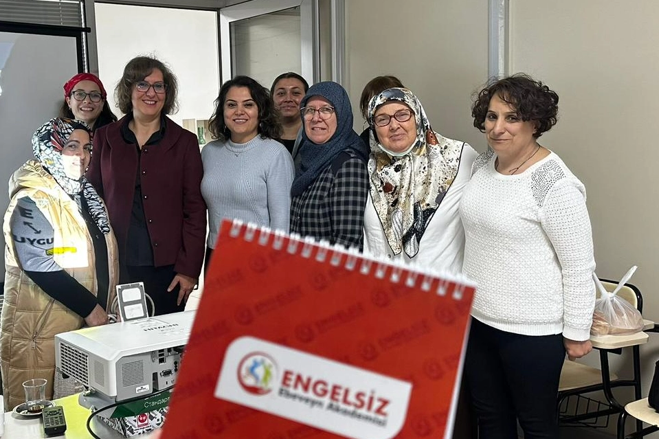 Kocaeli İzmit Belediyesi tarafından bu hafta dördüncüsü düzenlenen Engelsiz Ebeveyn