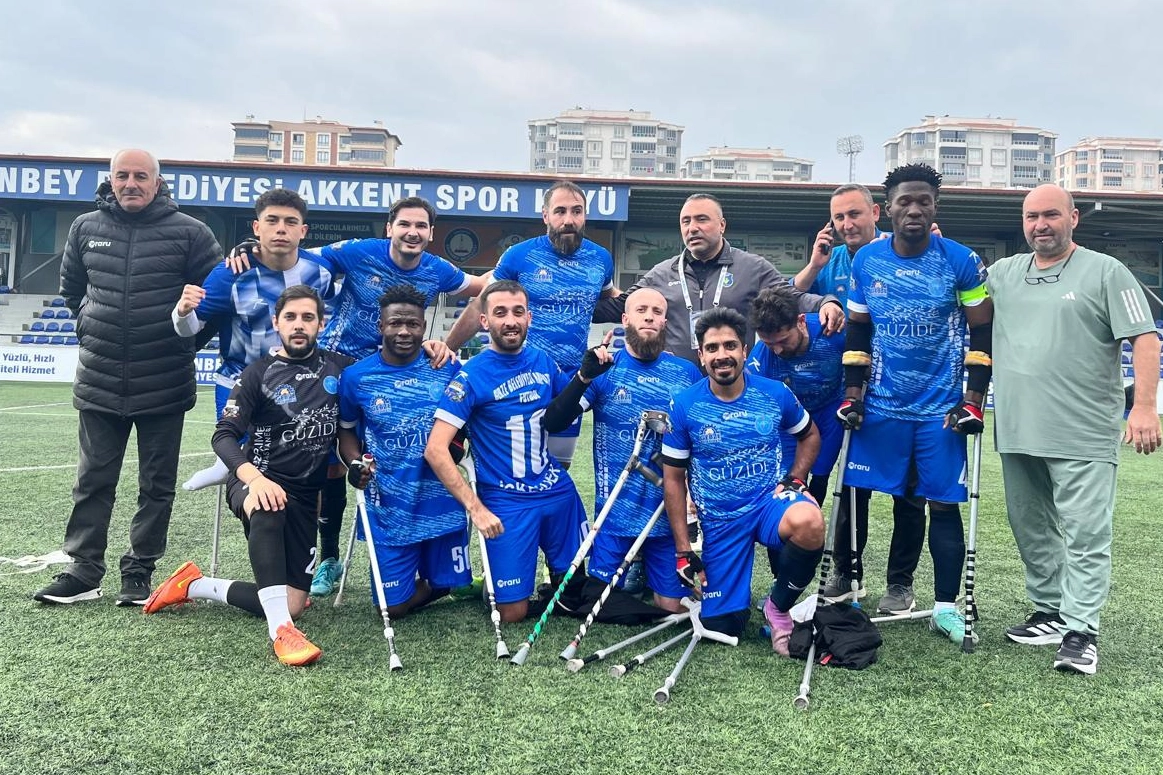 Ampute Futbol Süper Ligi’nde mücadele eden Gebze Belediyesi Ampute Futbol