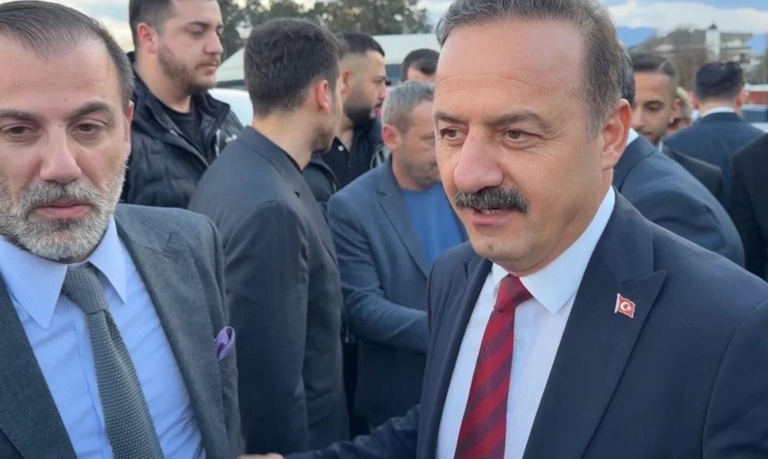 Anahtar Parti Genel Başkanı Yavuz Ağıralioğlu, Düzce Merkez İlçe Kongresi’nde