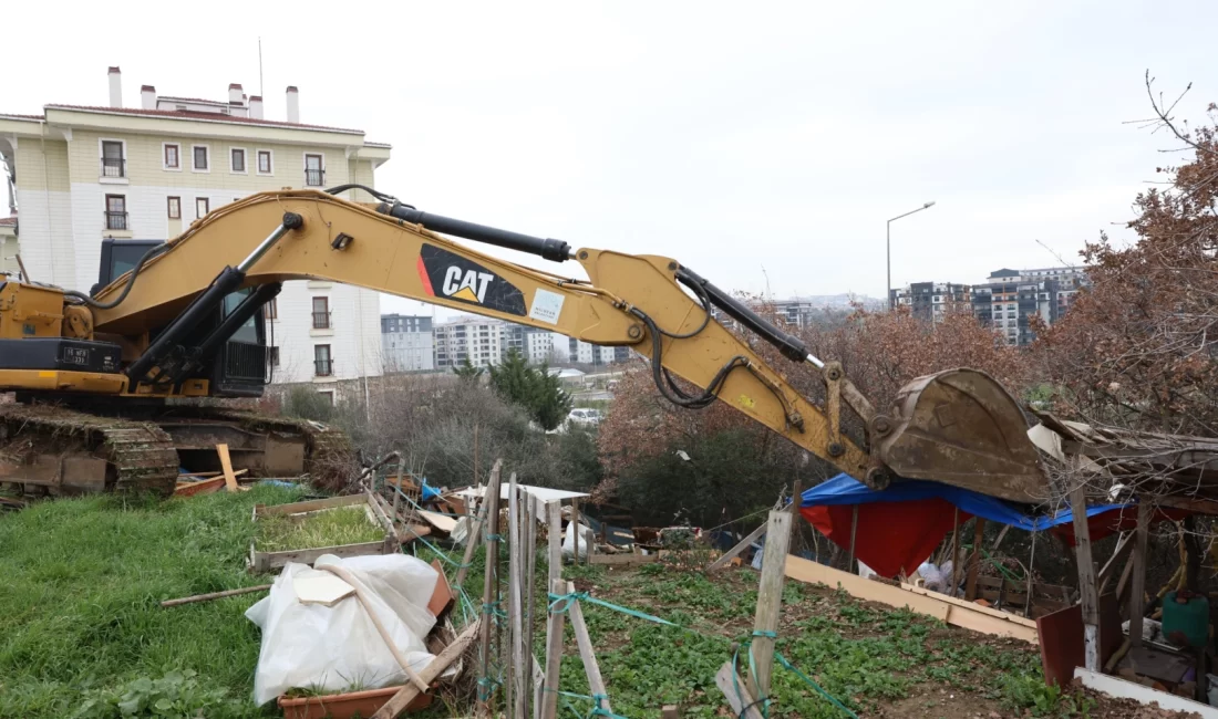 Kaçak yapılarla mücadele eden Nilüfer Belediyesi, Balkan Mahallesi’nde tespit edilen