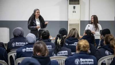 Bornova Belediyesi Sağlık İşleri Müdürlüğü, belediyede görev yapan kadın personele