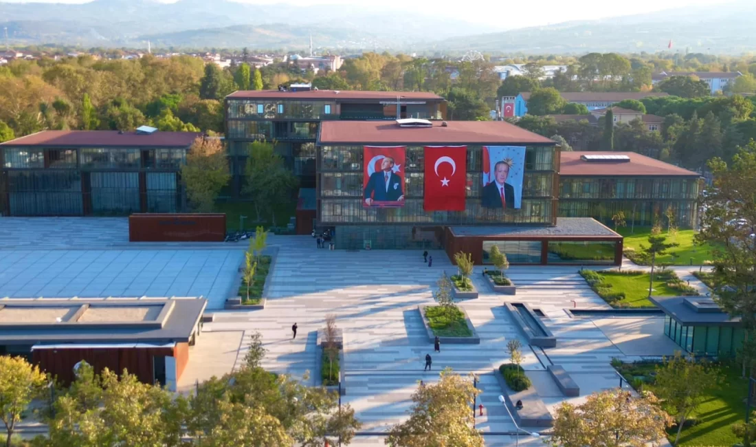 Bursa’da İnegöl Belediyesi, kültür sanat etkinliklerinin takibi ve etkinliklere katılım