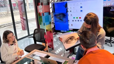 Bursa Nilüfer Belediyesi tarafından düzenlenen “Depoda Sanat Var” etkinliğinde, sanatçı