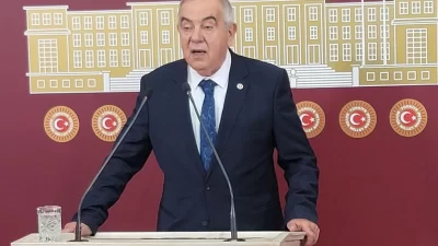 Demokrat Parti İzmir Milletvekili Haydar Altıntaş, HPV aşısının ücretsiz uygulanması