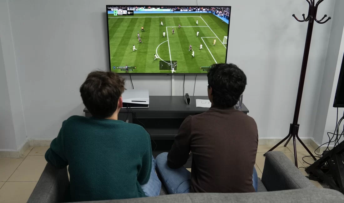 Gençleri teknoloji ve dijital sporlarla buluşturmak amacıyla Keçiören Belediyesi Prof.