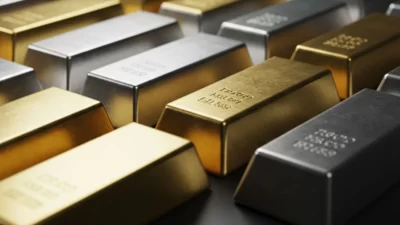 Gümüş tarihi günlerini yaşıyor. Altınla birlikte yükselişte olan gümüş, tarihte