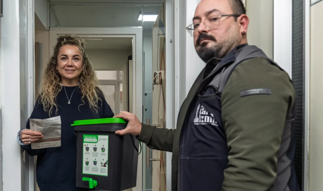 İzmir Büyükşehir Belediyesi, “Dönüşüme Evde Başla” projesi kapsamında organik mutfak