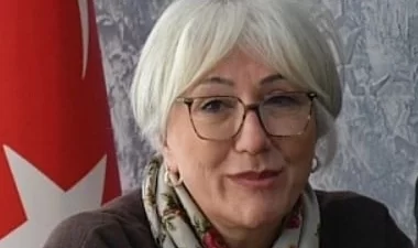 Kadın İşbirliğini Geliştirme Derneği (KİGDER) Başkanı Dr. Sema Karaoğlu, 24