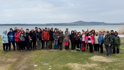 Nilüfer Belediyesi tarafından düzenlenen doğa yürüyüşünde sporseverler, Mysia Yolları’nda bir