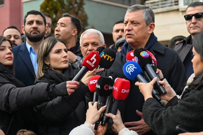 Cumhuriyet Halk Partisi Genel Başkanı Özgür Özel, katledilişinin 33. yılında